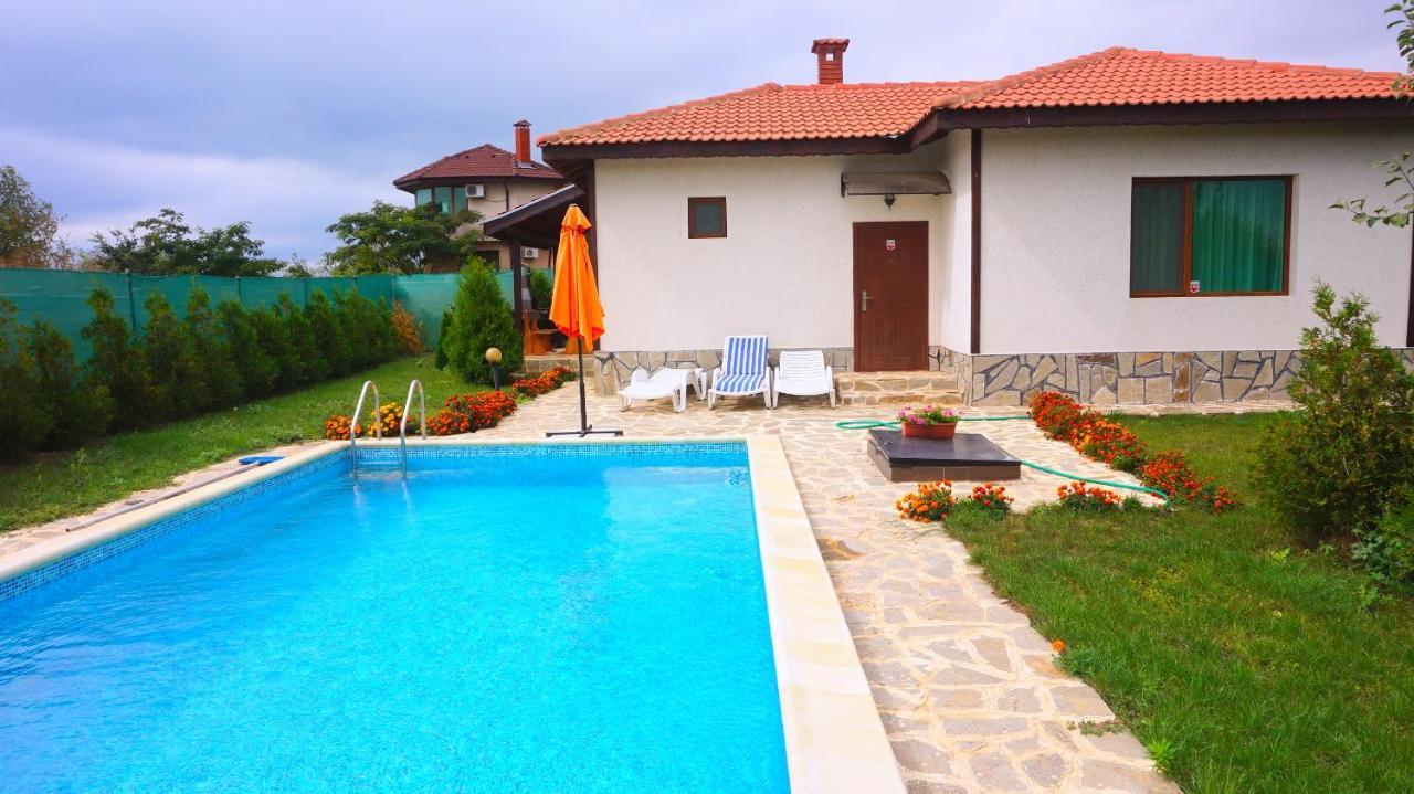 Villa Edem - Beach Bolata Area Bŭlgarevo Esterno foto