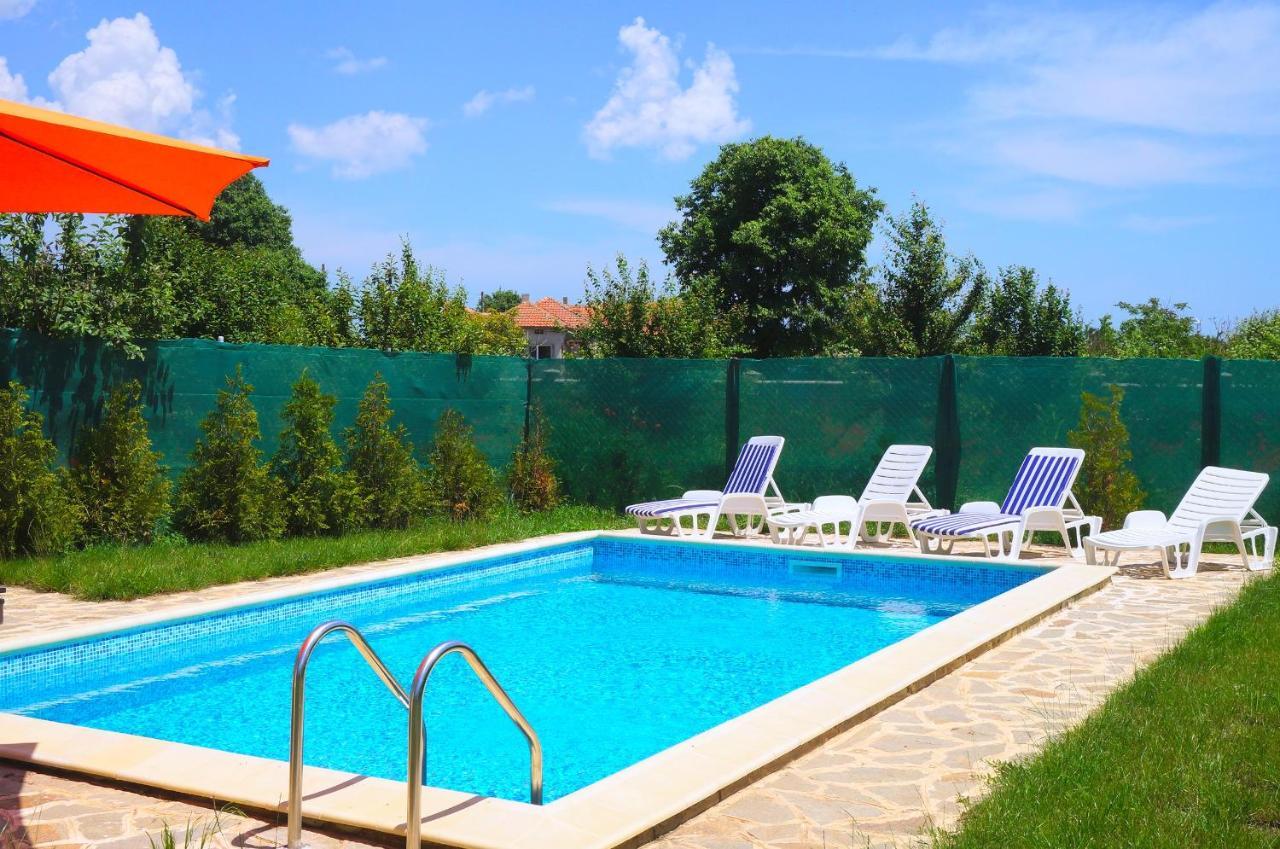 Villa Edem - Beach Bolata Area Bŭlgarevo Esterno foto